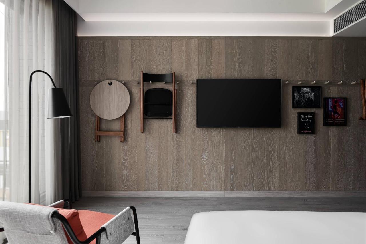 Hotel Moxy Taichung Extérieur photo
